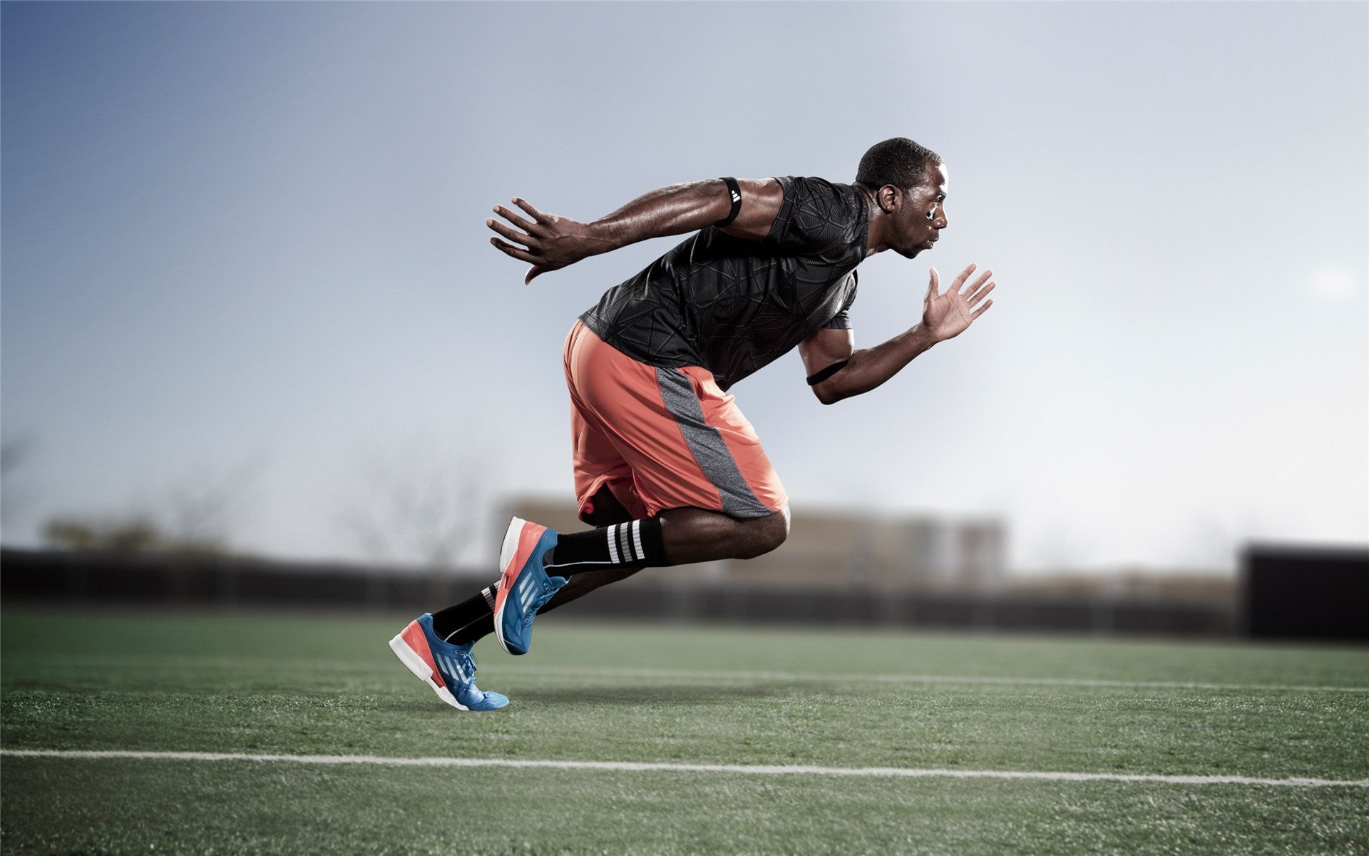 冠军球队球员感谢城市支持举办大型公益活动，感谢球队比赛夺冠的话